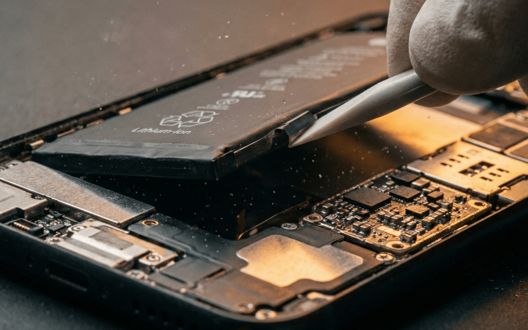 Diagnostic d’un smartphone réalisé par un technicien- Réparation téléphone Strasbourg